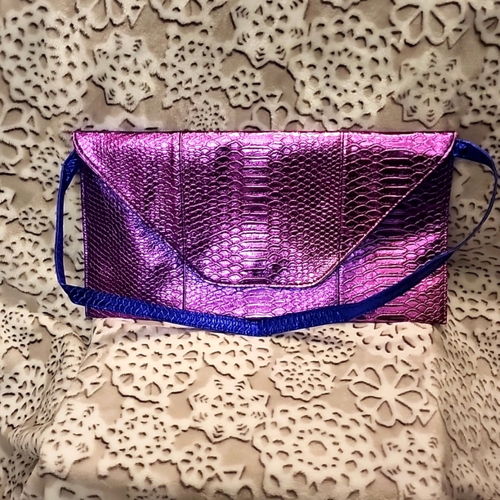 Super Fun Purple/Blue Clutch/Shoulder bag